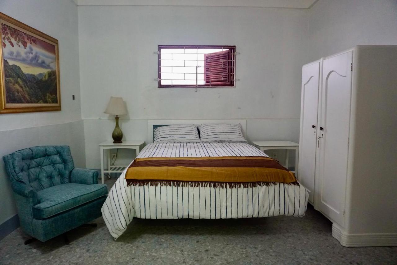 Gordon Town Kotch Pansiyon Kingston Dış mekan fotoğraf